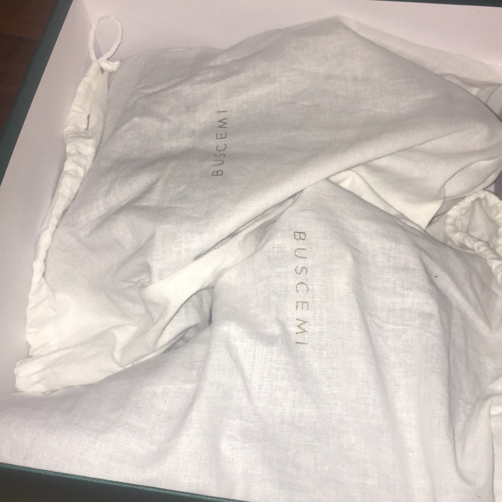 Buscemi - Picture 2 of 7